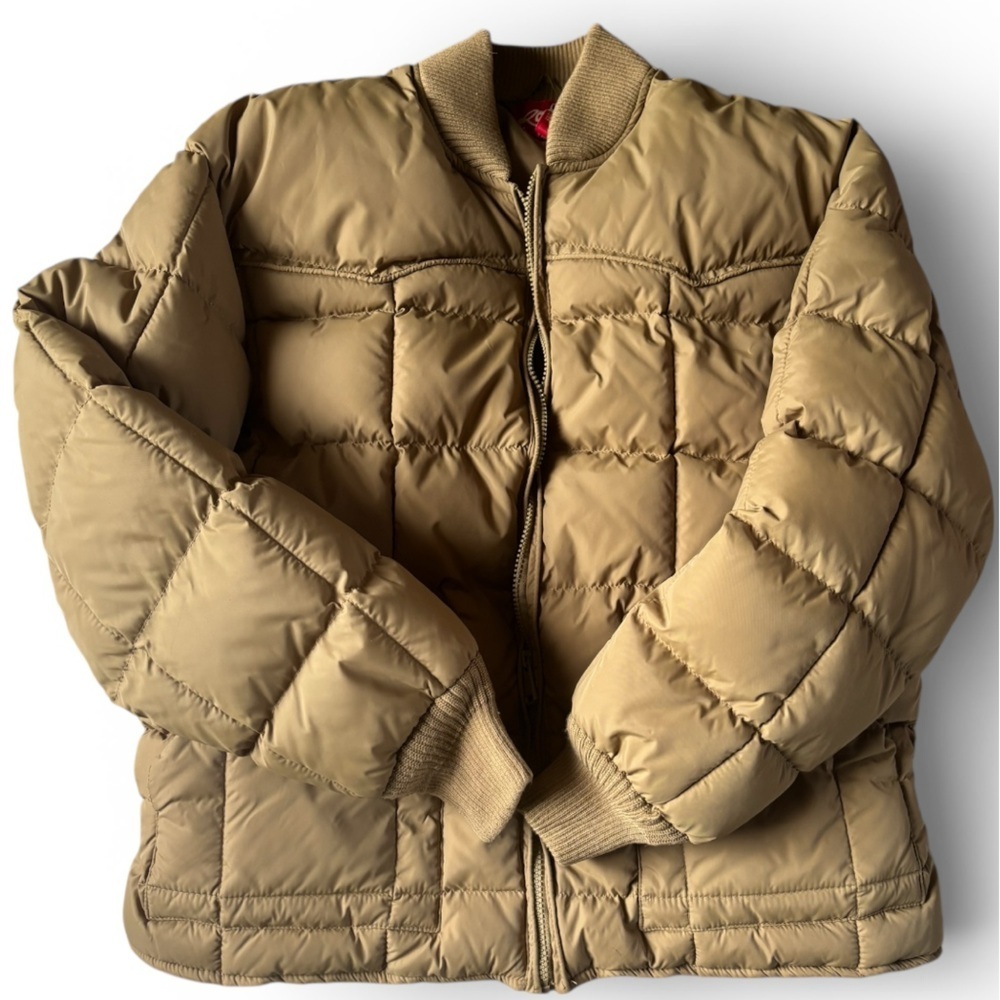 📣 Rodeo Clothing Co. Taupe Puffer Jacket – Western Streetwear Vibe